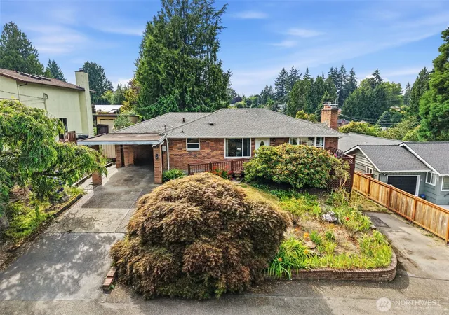 Photo 1 of Single family home for sale at 16613 19th Avenue Sw, Burien, WA 98166 | MLS# NWM2559256 | Listing updated on 2026-09-24