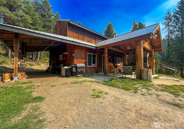 Photo 3 of Single family home for sale at 259 S B Fs 33100 Mt Anne R, Wauconda, WA 98859 | MLS# NWM2559261 | Listing updated on 2026-09-29