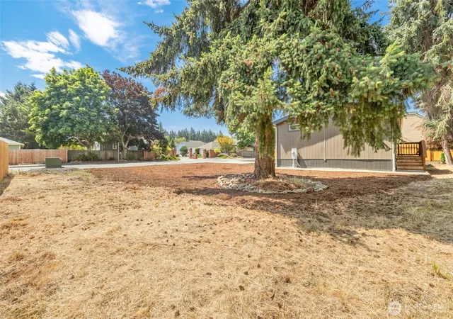 Photo 3 of Manufactured home for sale at 524 W Prairie St, Sequim, WA 98382 | MLS# NWM2559263 | Listing updated on 2026-09-23