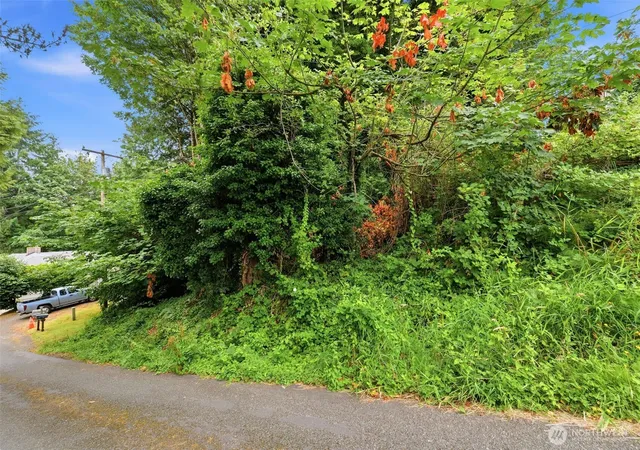 Photo 2 of Land for sale at 16 Nw Cartier Dr, Bremerton, WA 98312 | MLS# NWM2559269 | Listing updated on 2026-09-23