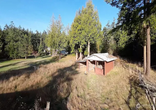 Photo 3 of Sale Pending at 2410 Hastings Ave W, Port Townsend, WA 98368 | MLS# NWM2559295 | Listing updated on 2026-09-25
