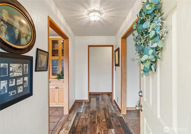 Photo 4 of House for sale at 245 Joe Rocky Rd, Raymond, WA 98577 | MLS# NWM2559310 | Listing updated on 2026-09-23