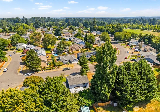 Photo 2 of Sale Pending at 5447 Park Pl Loop Se, Lacey, WA 98503 | MLS# NWM2559316 | Listing updated on 2026-09-28