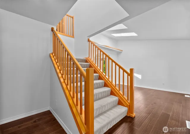 Photo 3 of Sale Pending at 5447 Park Pl Loop SE, Lacey, WA 98503 | MLS# NWM2559316 | Listing updated on 2026-09-28
