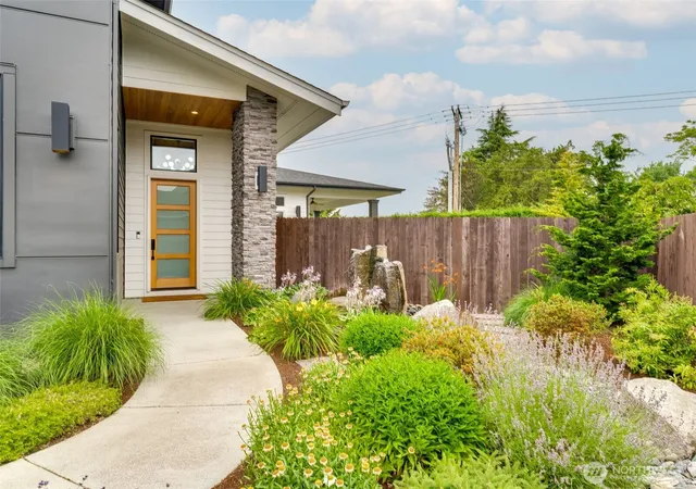 Photo 4 of Single family home for sale at 18200 NE 82 Street, Vancouver, WA 98682 | MLS# NWM2559325 | Listing updated on 2026-09-27