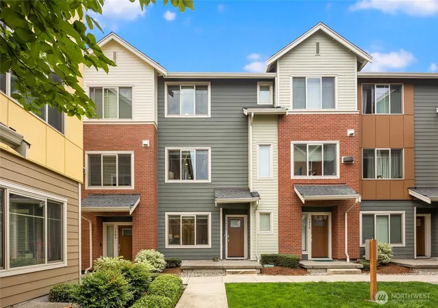 Photo 1 of Townhouse for sale at 1412 157th Place Ne, Bellevue, WA 98008 | MLS# NWM2559329 | Listing updated on 2026-09-30
