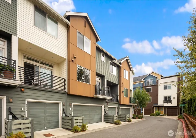 Photo 2 of Townhouse for sale at 1412 157th Place Ne, Bellevue, WA 98008 | MLS# NWM2559329 | Listing updated on 2026-09-30