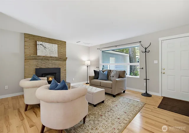 Photo 4 of Sale Pending at 26204 SE 224th Street, Maple Valley, WA 98038 | MLS# NWM2559366 | Listing updated on 2026-09-25