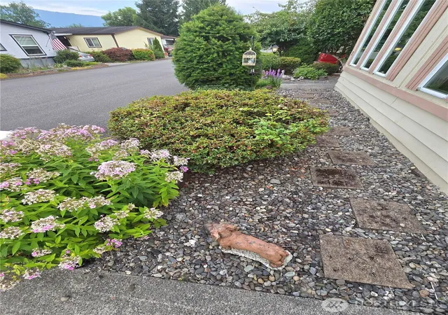 Photo 3 of Sale Pending at 212 Old Owen Rd, Sultan, WA 98294 | MLS# NWM2559367 | Listing updated on 2026-09-28