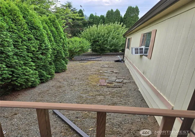 Photo 4 of Sale Pending at 212 Old Owen Rd, Sultan, WA 98294 | MLS# NWM2559367 | Listing updated on 2026-09-28