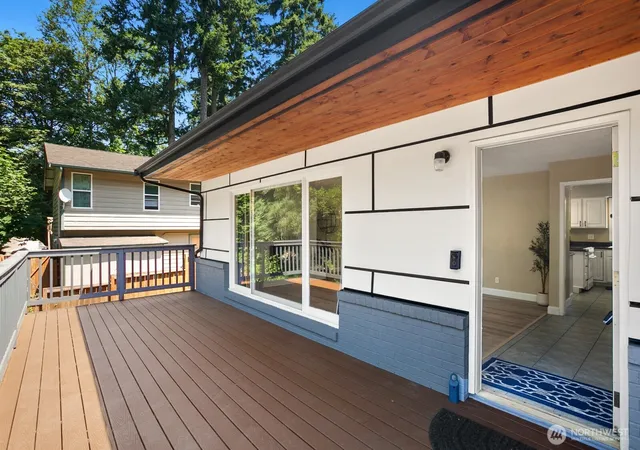 Photo 3 of Single family home for sale at 37110 5th Avenue Sw, Federal Way, WA 98023 | MLS# NWM2559372 | Listing updated on 2026-09-26