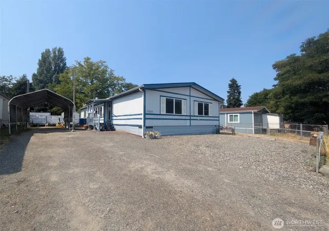 Photo 2 of Sale Pending at 13215 35th Avenue S, Tukwila, WA 98168 | MLS# NWM2559375 | Listing updated on 2026-09-25