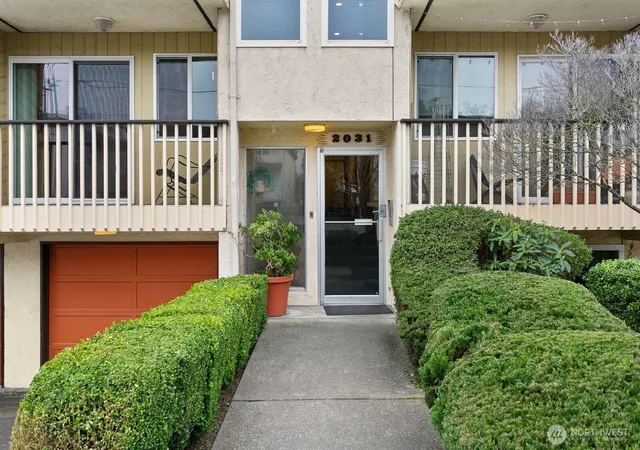 Photo 3 of Sale Pending at 2031 Nw 59th Street #101, Seattle, WA 98107 | MLS# NWM2559390 | Listing updated on 2026-09-25