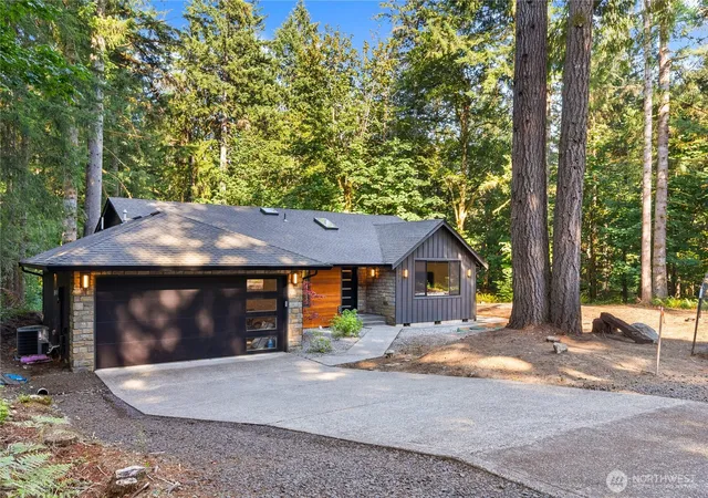 Photo 1 of Single family home for sale at 6636 Westhill Dr Sw, Olympia, WA 98512 | MLS# NWM2559396 | Listing updated on 2026-09-23