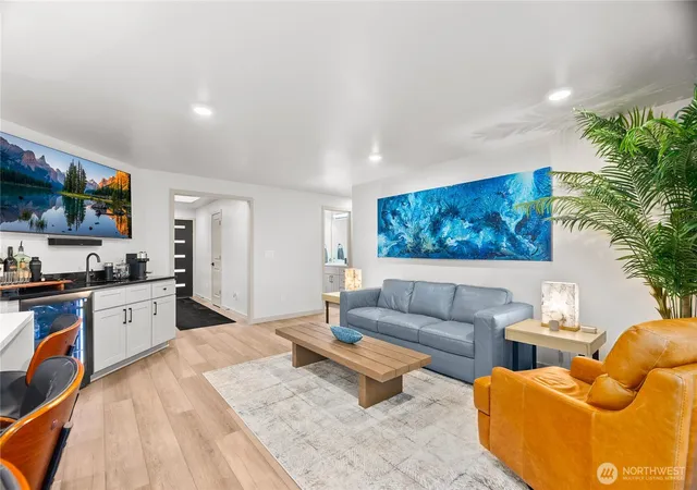 Photo 4 of Single family home for sale at 6636 Westhill Dr SW, Olympia, WA 98512 | MLS# NWM2559396 | Listing updated on 2026-09-23