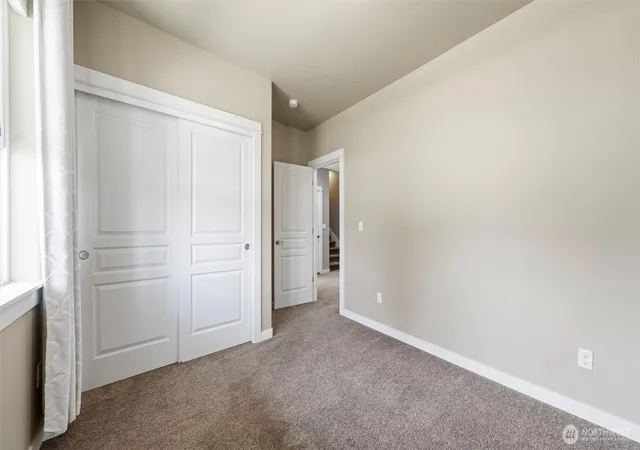 Photo 4 of Sale Pending at 380 Wishkah Dr, Richland, WA 99352 | MLS# NWM2559411 | Listing updated on 2026-09-23