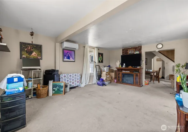 Photo 2 of Sale Pending at 5718 S D St, Tacoma, WA 98408 | MLS# NWM2559416 | Listing updated on 2026-09-25