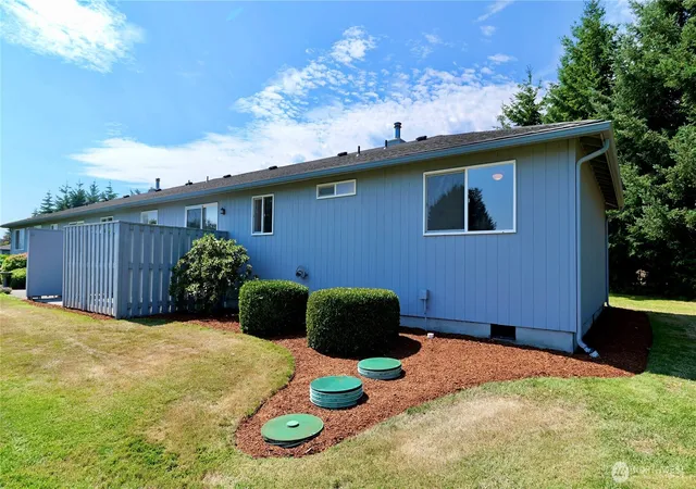 Photo 4 of Sale Pending at 52 Hampton Ct #5, Sequim, WA 98382 | MLS# NWM2559444 | Listing updated on 2026-09-25