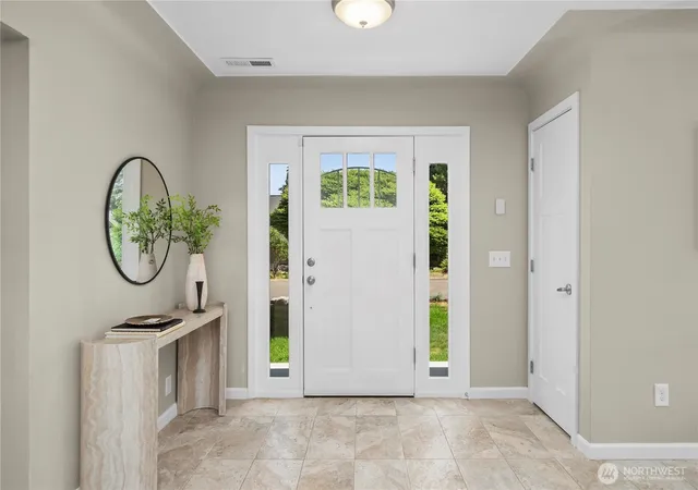 Photo 3 of Sale Pending at 1511 Wilson St SE, Olympia, WA 98501 | MLS# NWM2559456 | Listing updated on 2026-08-19