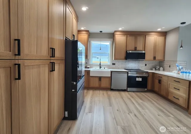 Photo 3 of Single family home for sale at 446 Salina Cruz Ave Sw, Ocean Shores, WA 98569 | MLS# NWM2559469 | Listing updated on 2026-10-02