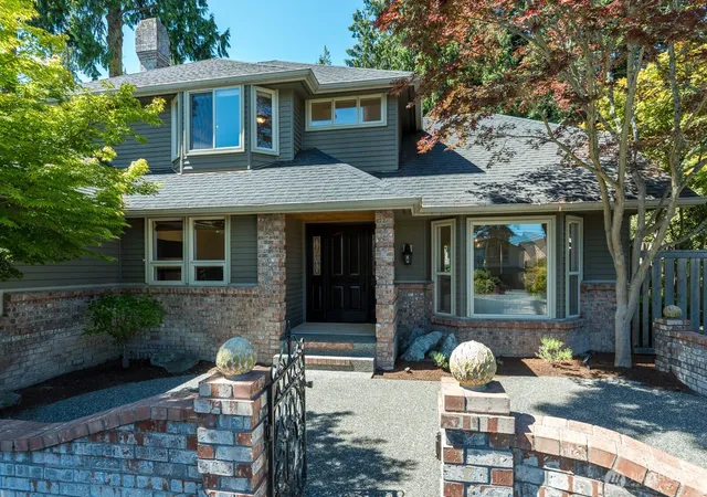 Photo 2 of Single family home for sale at 6818 Gibralter Pl, Anacortes, WA 98221 | MLS# NWM2559477 | Listing updated on 2026-09-29