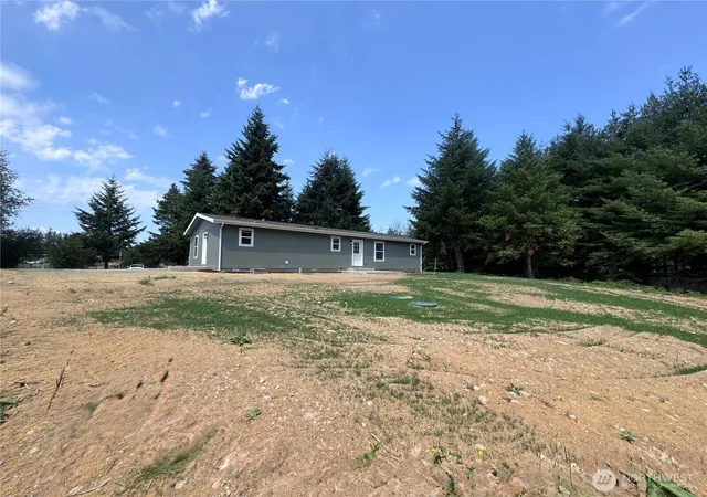 Photo 3 of Manufactured home for sale at 14011 123rd Avenue SE, Yelm, WA 98597 | MLS# NWM2559506 | Listing updated on 2026-10-01