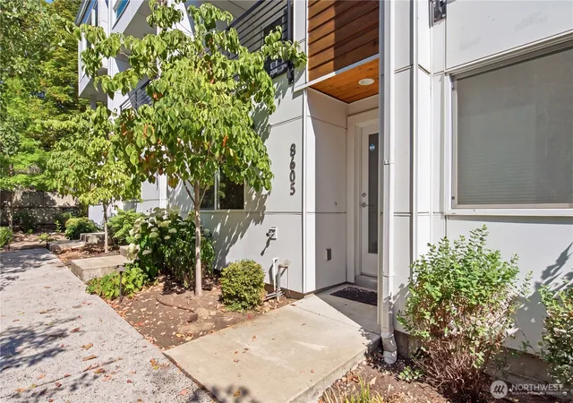 Photo 1 of Townhouse for sale at 8605 21st Place Ne #Q80, Seattle, WA 98115 | MLS# NWM2559514 | Listing updated on 2026-09-23