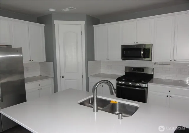 Photo 2 of Sale Pending at 5107 Kenrick St Se, Lacey, WA 98503 | MLS# NWM2559548 | Listing updated on 2026-09-30