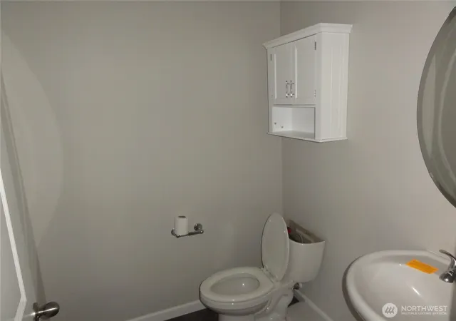 Photo 4 of Sale Pending at 5107 Kenrick St SE, Lacey, WA 98503 | MLS# NWM2559548 | Listing updated on 2026-09-30