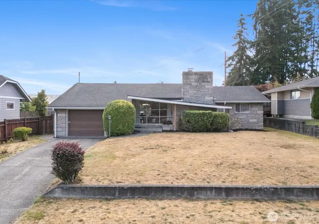 Photo 2 of Sale Pending at 4507 Rucker Ave, Everett, WA 98203 | MLS# NWM2559555 | Listing updated on 2026-09-28