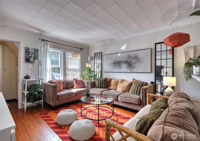 Photo 3 of Sale Pending at 610 Calhoun Dr, Point Roberts, WA 98281 | MLS# NWM2559568 | Listing updated on 2026-09-25