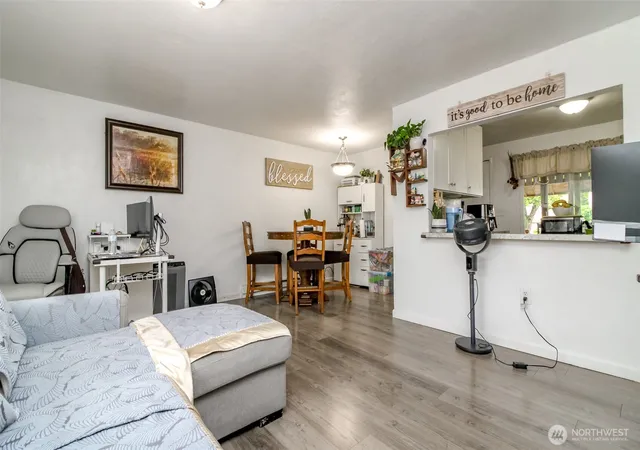 Photo 4 of Sale Pending at 1425 118th Street S, Tacoma, WA 98444 | MLS# NWM2559582 | Listing updated on 2026-09-25