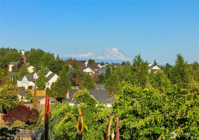 Photo 3 of Single family home for sale at 2306 Glen Kerry Ct SE, Olympia, WA 98513 | MLS# NWM2559583 | Listing updated on 2026-10-02