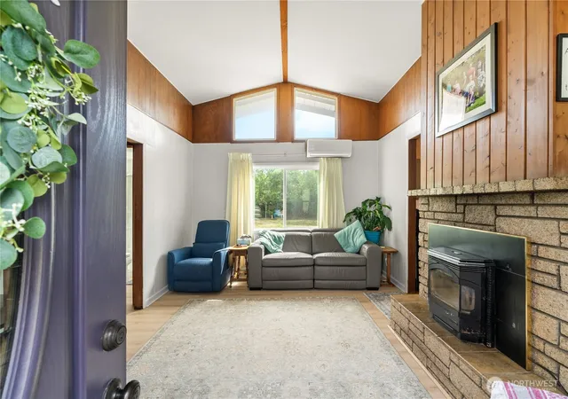 Photo 2 of Single family home for sale at 1814 S Forrest St, Westport, WA 98595 | MLS# NWM2559588 | Listing updated on 2026-09-23