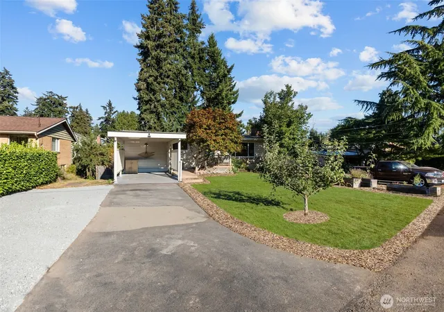 Photo 2 of Single family home for sale at 21903 82nd Place W, Edmonds, WA 98026 | MLS# NWM2559603 | Listing updated on 2026-10-26