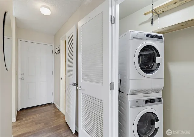 Photo 3 of Condo for sale at 25209 108th Avenue SE #L1, Kent, WA 98030 | MLS# NWM2559620 | Listing updated on 2026-09-25