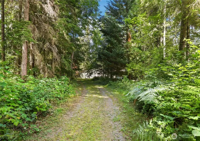 Photo 3 of Sale Pending at 20224 Se 229th Street, Maple Valley, WA 98038 | MLS# NWM2559630 | Listing updated on 2026-09-25