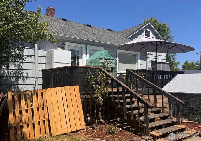 Photo 4 of Sale Pending at 1287 SW Sylvenus St, Chehalis, WA 98532 | MLS# NWM2559669 | Listing updated on 2026-08-25