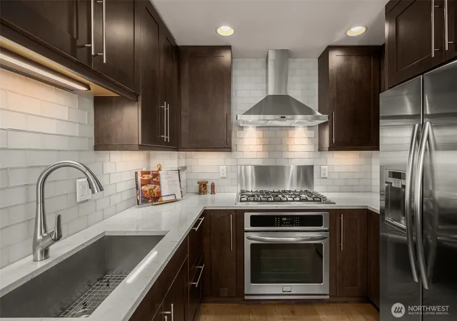 Photo 2 of Townhouse for sale at 104 9th Lane #127, Kirkland, WA 98033 | MLS# NWM2559670 | Listing updated on 2026-09-23