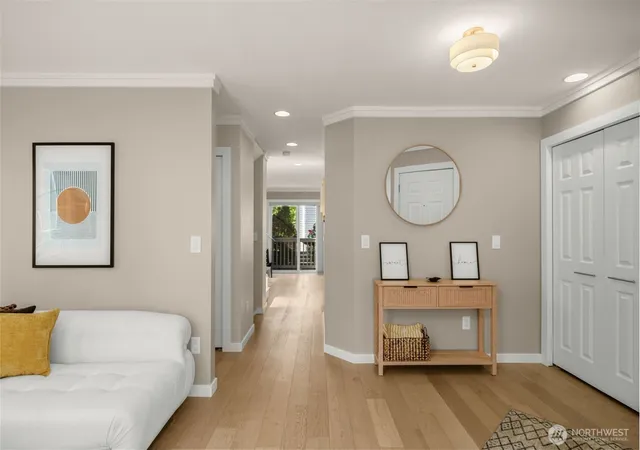 Photo 4 of Townhouse for sale at 104 9th Lane #127, Kirkland, WA 98033 | MLS# NWM2559670 | Listing updated on 2026-09-23