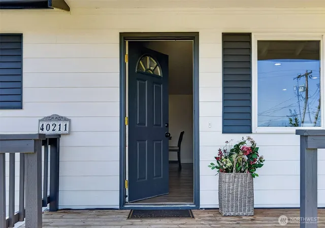 Photo 4 of House for sale at 40211 212th Avenue SE, Enumclaw, WA 98022 | MLS# NWM2559688 | Listing updated on 2026-09-22