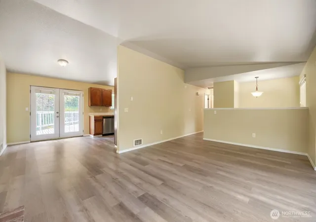 Photo 4 of Sale Pending at 13313 147th Street E, Puyallup, WA 98374 | MLS# NWM2559699 | Listing updated on 2026-09-23