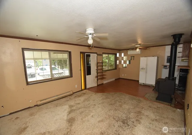 Photo 3 of Single family home for sale at 6250 Juniper Ln, Maple Falls, WA 98266 | MLS# NWM2559713 | Listing updated on 2026-10-01