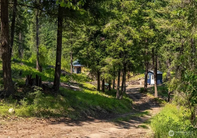 Photo 1 of Single family home for sale at 84 Three Seasons Rd, Winthrop, WA 98862 | MLS# NWM2559714 | Listing updated on 2026-09-23