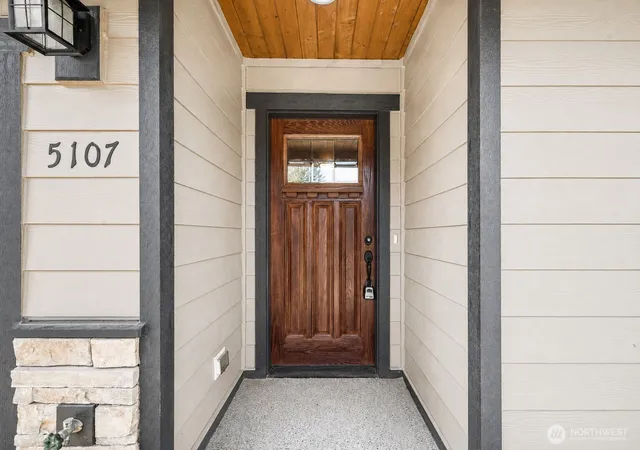 Photo 2 of Single family home for sale at 5107 Nw Cannon Cir, Silverdale, WA 98383 | MLS# NWM2559717 | Listing updated on 2026-09-25