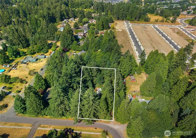 Photo 3 of Single family home for sale at 2723 Woodgrove St Se, Olympia, WA 98513 | MLS# NWM2559719 | Listing updated on 2026-09-29
