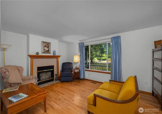 Photo 3 of Single family home for sale at 2723 Woodgrove St SE, Olympia, WA 98513 | MLS# NWM2559719 | Listing updated on 2026-09-29