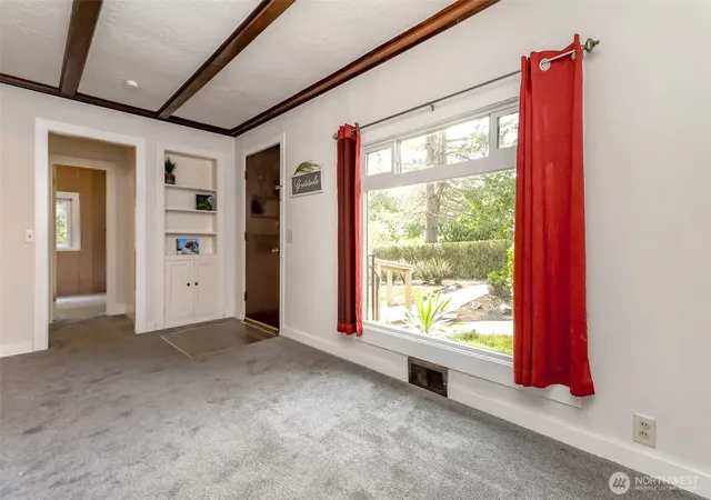 Photo 2 of Sale Pending at 5206 W Werner Rd, Bremerton, WA 98312 | MLS# NWM2559735 | Listing updated on 2026-09-25