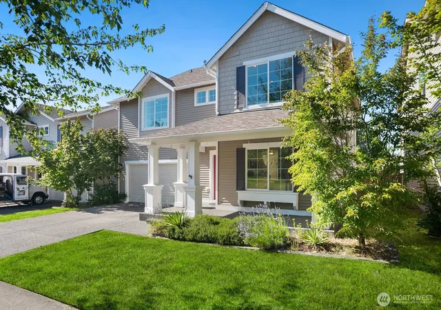 Photo 3 of Single family home for sale at 33828 Se Odell St, Snoqualmie, WA 98065 | MLS# NWM2559740 | Listing updated on 2026-09-29