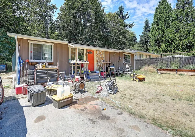 Photo 1 of Sale Pending at 2784 El Camano St, Camano Island, WA 98282 | MLS# NWM2559761 | Listing updated on 2026-08-03